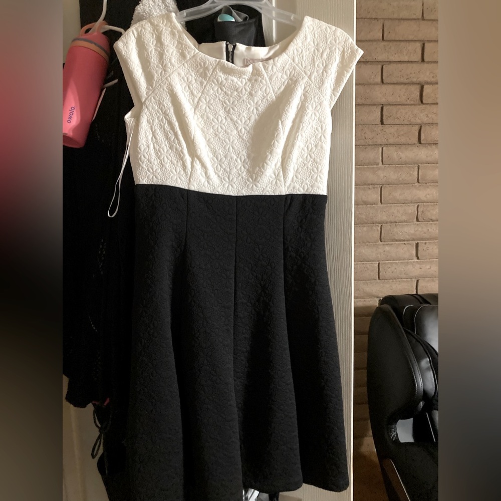 Dress barn two tone dress